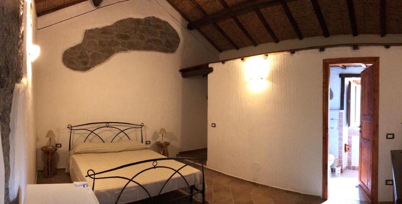 Li Casacci Bed and Breakfast Arzachena Εξωτερικό φωτογραφία